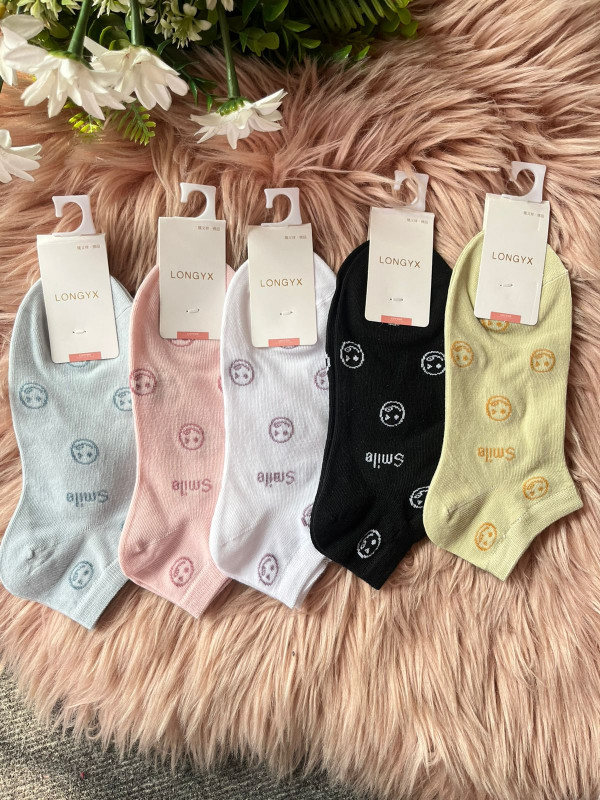 5 pairs Combo Smile Emoji Printed Ankle Socks For Women